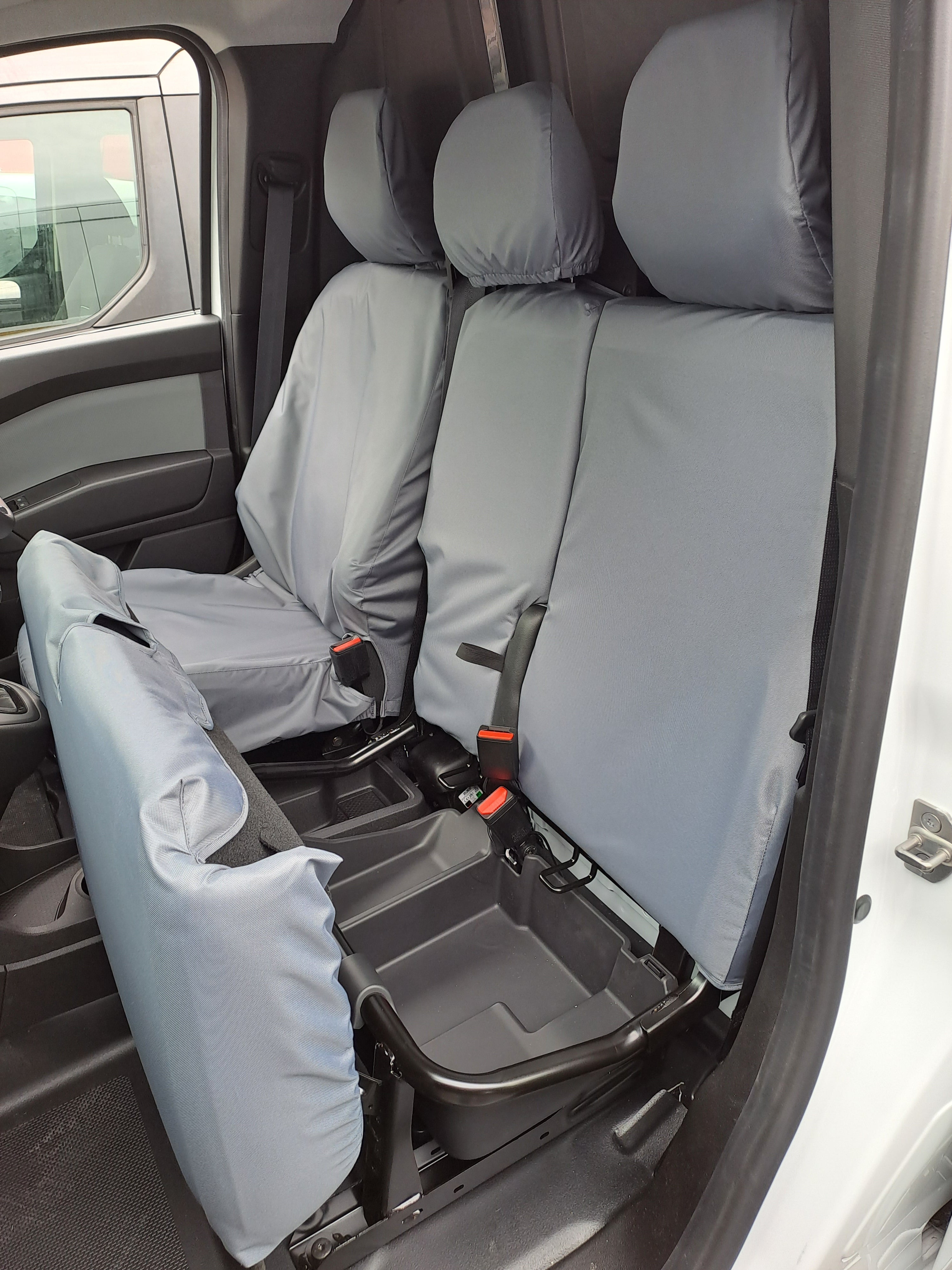 Nissan Townstar 2022+ Front Seat Covers