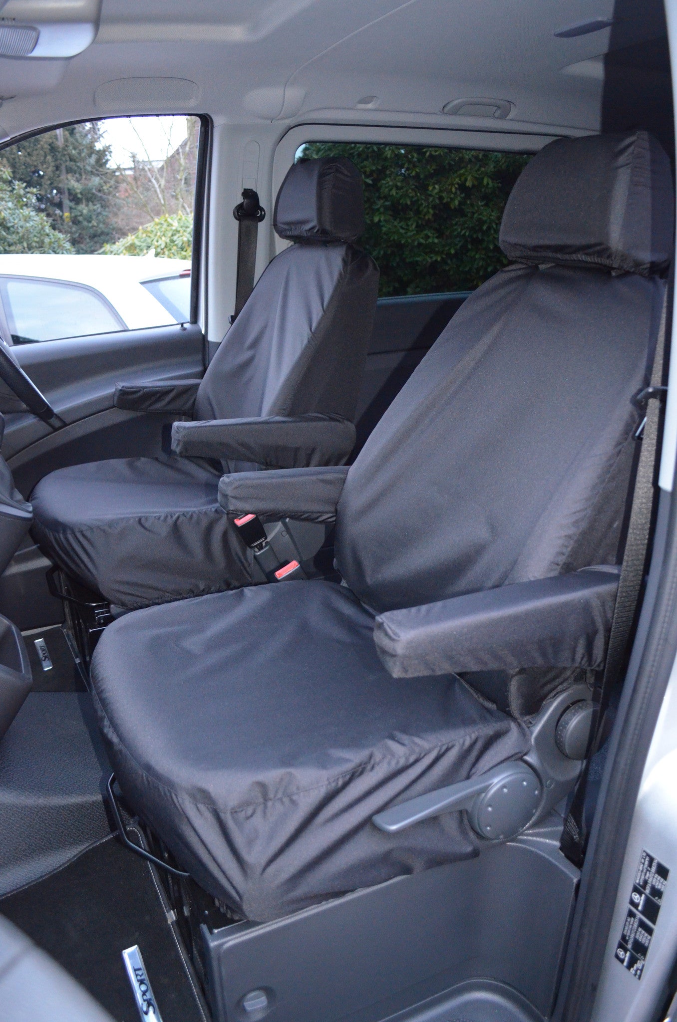 Mercedes-Benz Vito 2003-15 Tailored Front Seat Covers Front Pair With Armrests / Black Turtle Covers Ltd