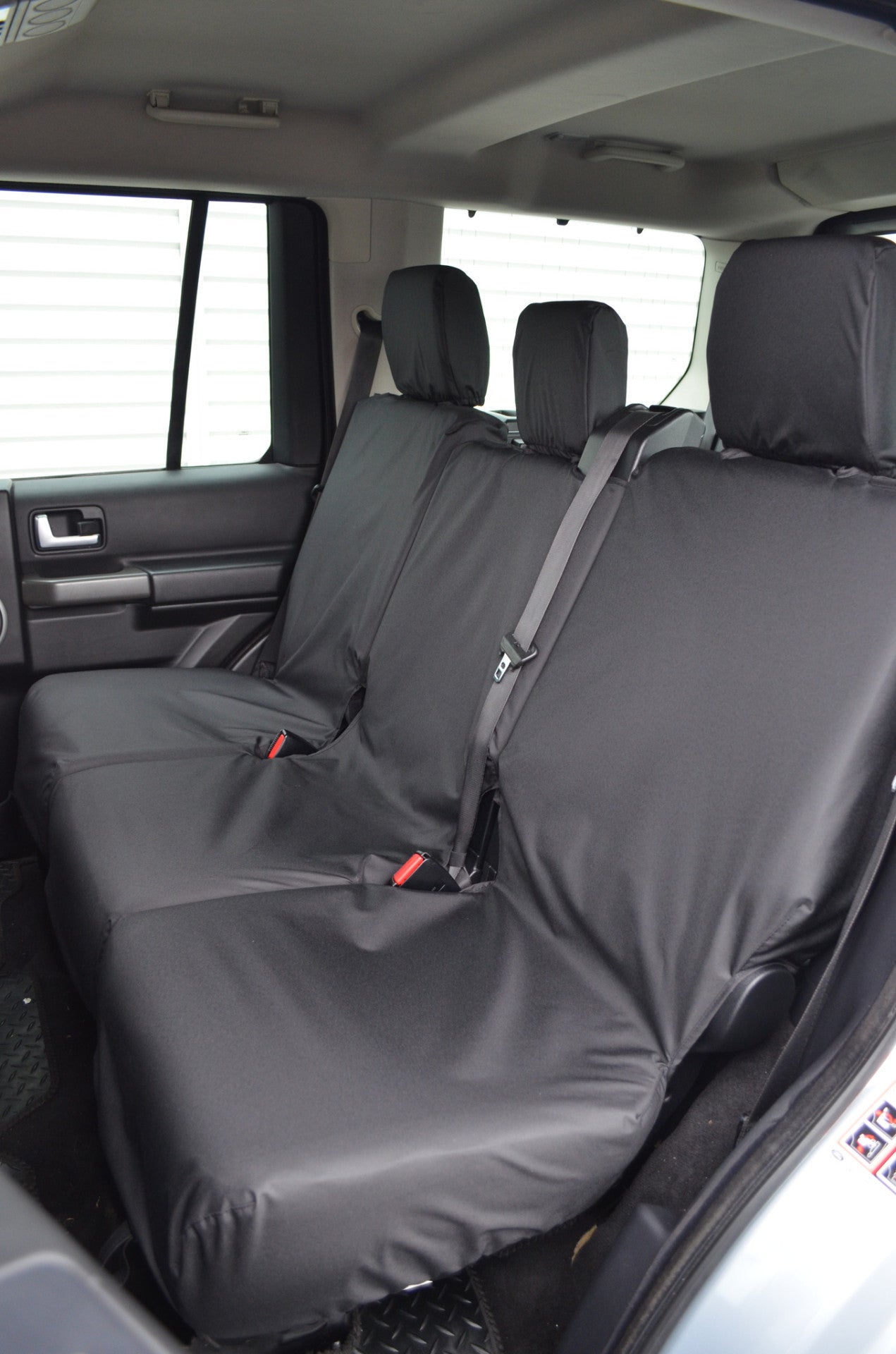 Land Rover Discovery 3 & 4 (2004-2017) Seat Covers Rear 2nd Row (3 Singles) / Black Turtle Covers Ltd