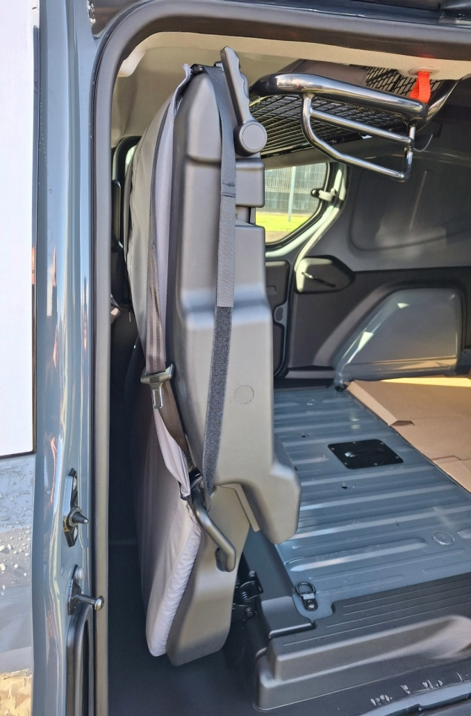 Fits Renault Kangoo 2022+ Rear Triple Folding Bulkhead Seat Covers