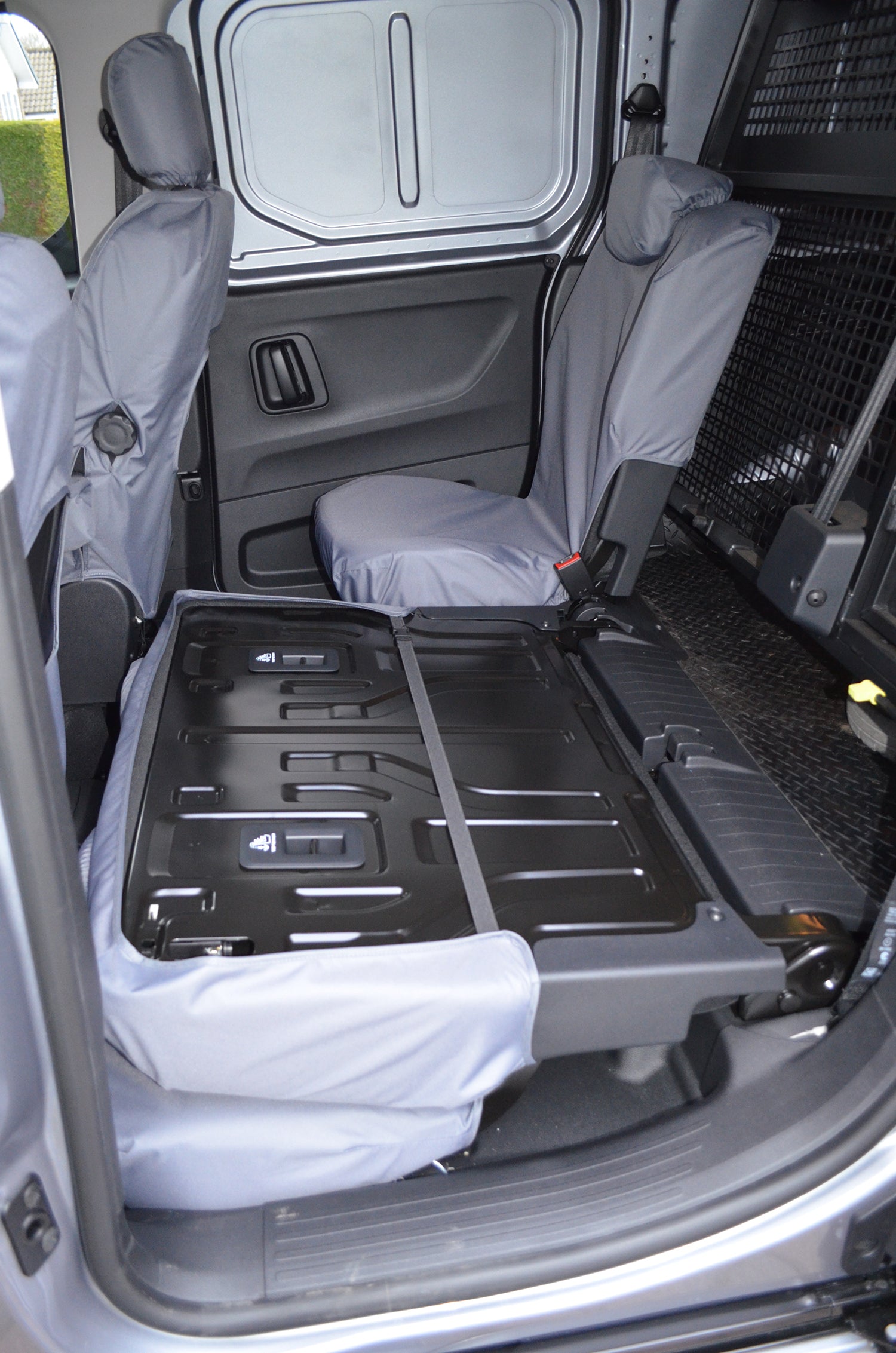 Fiat e-Doblo 2022+ Rear Tailored, Waterproof Seat Covers