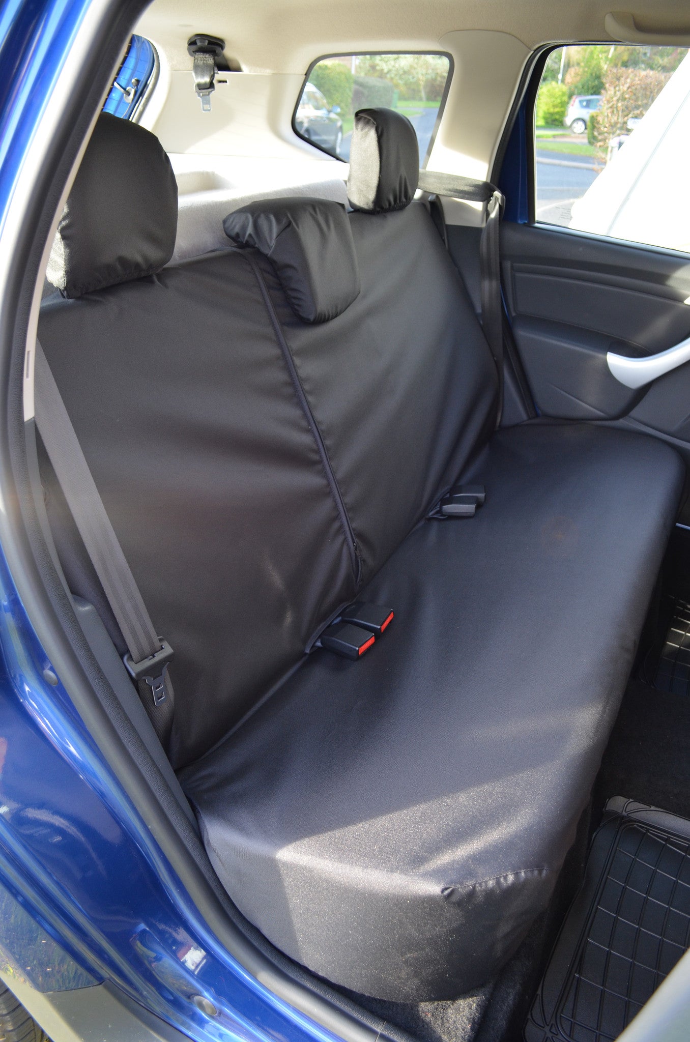 Dacia Duster 2013 - 2018 Tailored Seat Covers Black / Rear Seat Covers Turtle Covers Ltd