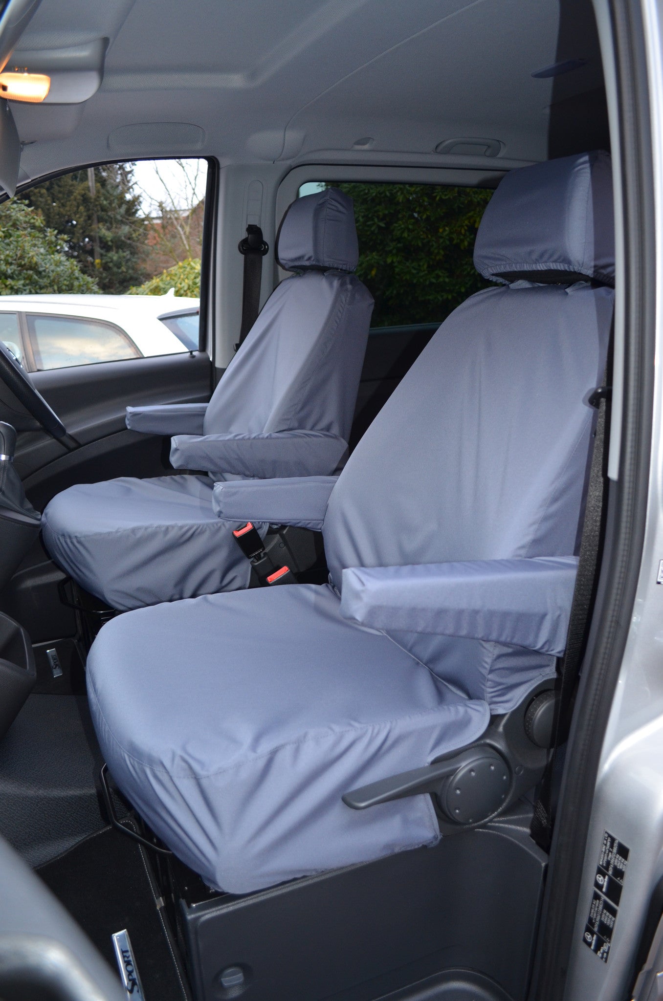 Mercedes-Benz Vito 2003-15 Tailored Front Seat Covers Front Pair With Armrests / Grey Turtle Covers Ltd