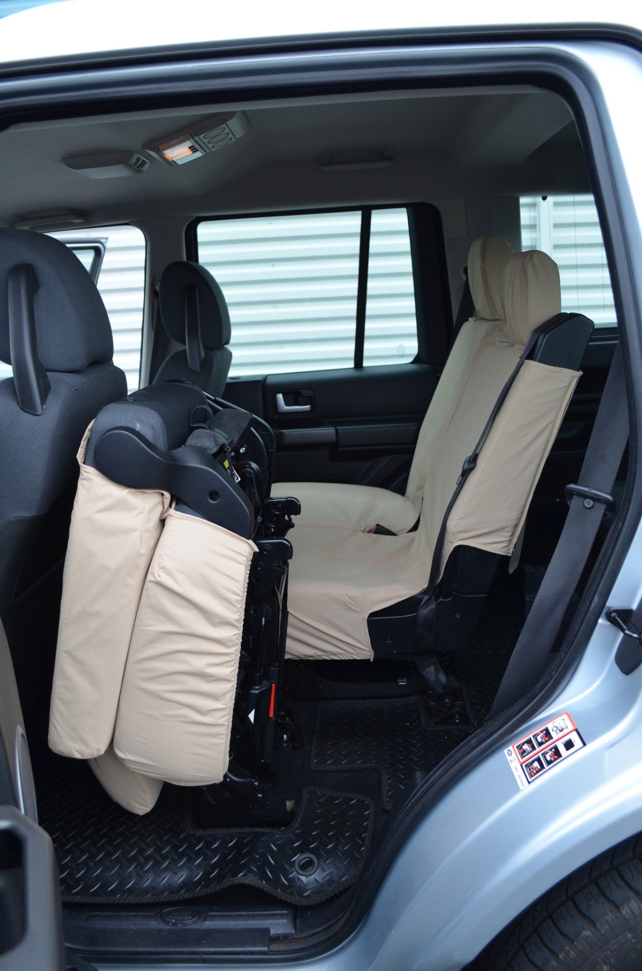 Land Rover Discovery 3 &amp; 4 (2004-2017) Seat Covers  Turtle Covers Ltd