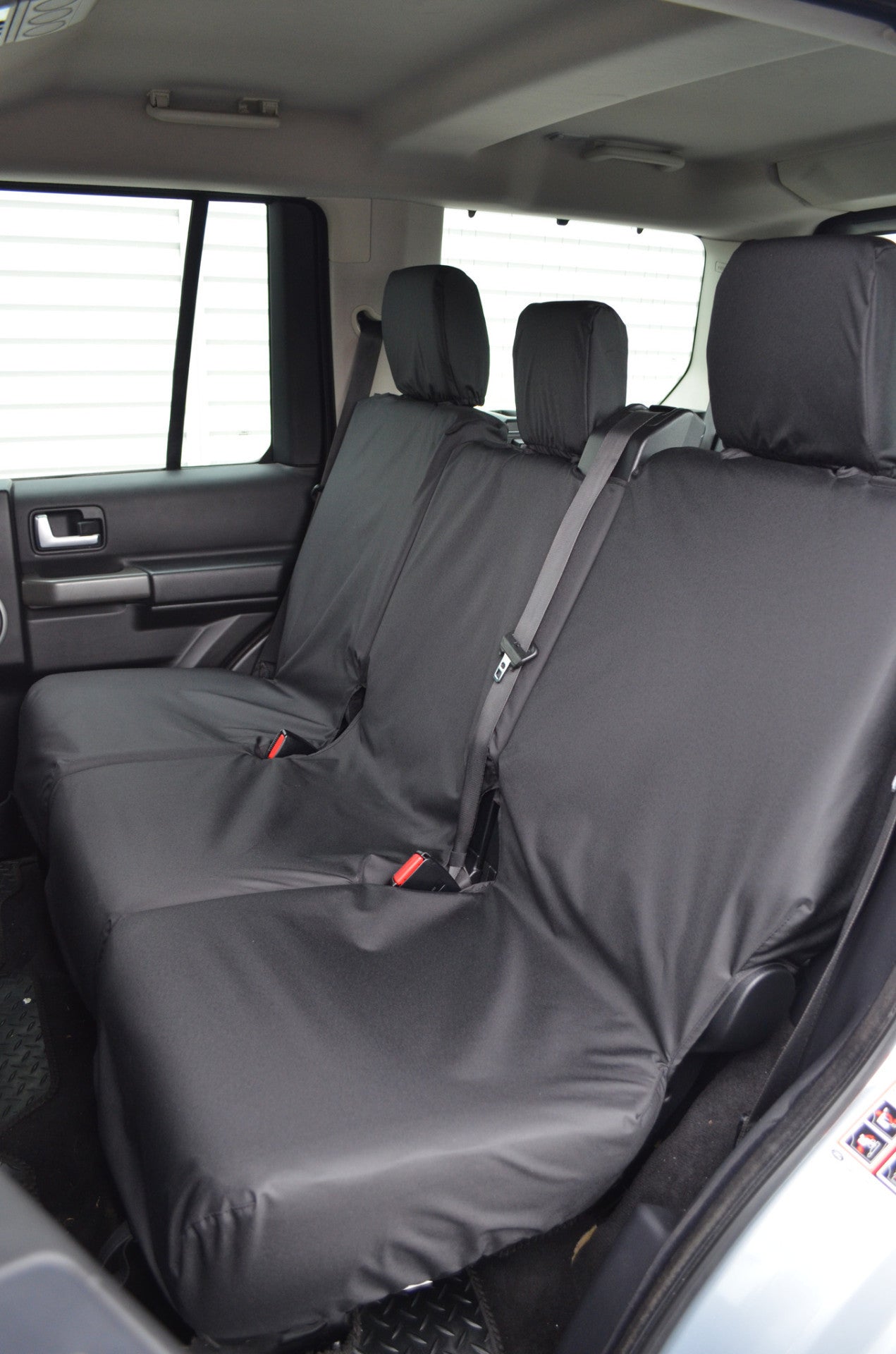 Land Rover Discovery 3 &amp; 4 (2004-2017) Seat Covers Rear 2nd Row (3 Singles) / Black Turtle Covers Ltd