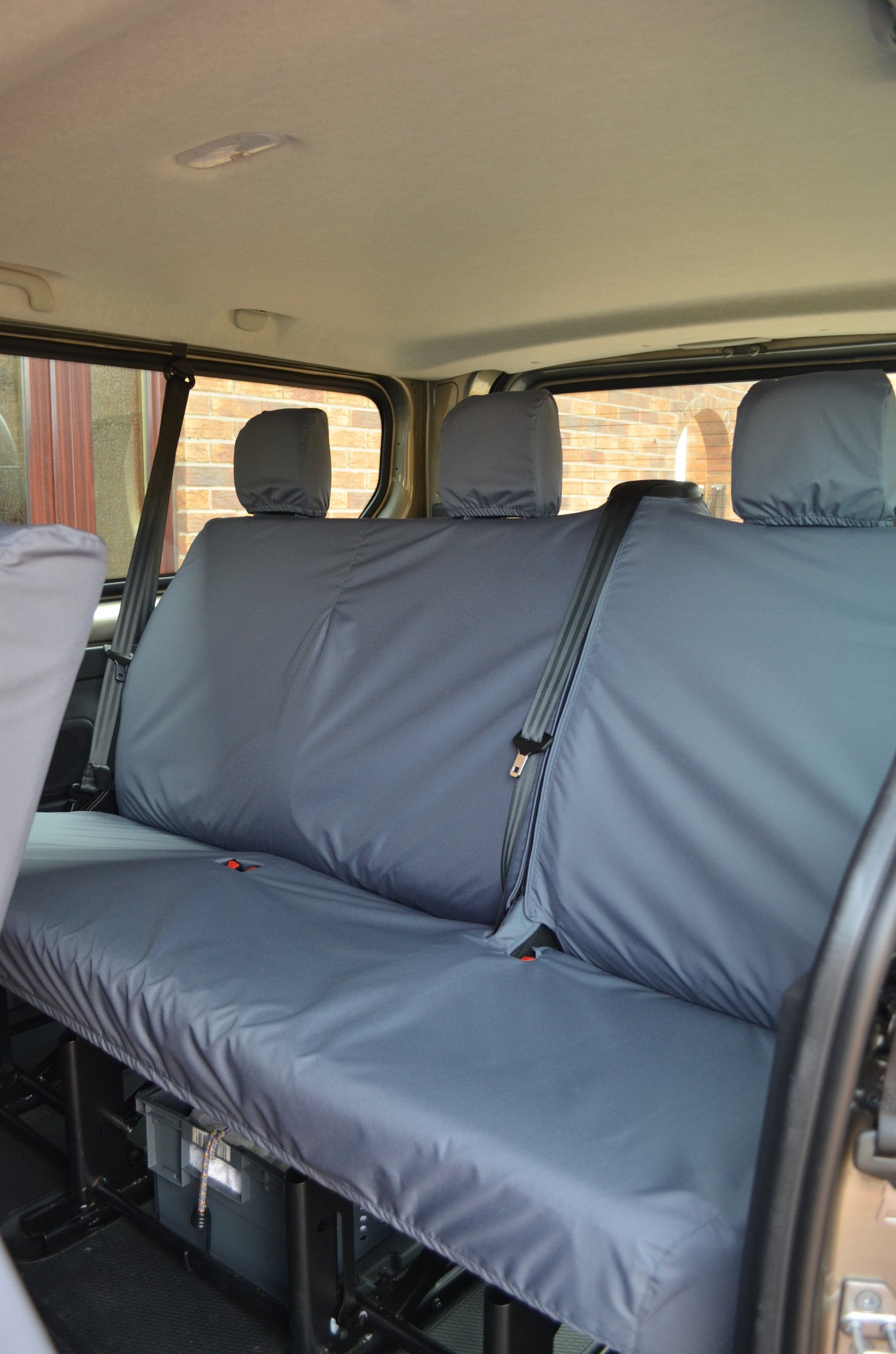 Renault Trafic Passenger 2014 Onwards 9-Seater Minibus Seat Covers Grey / 3rd Row Rear Turtle Covers Ltd