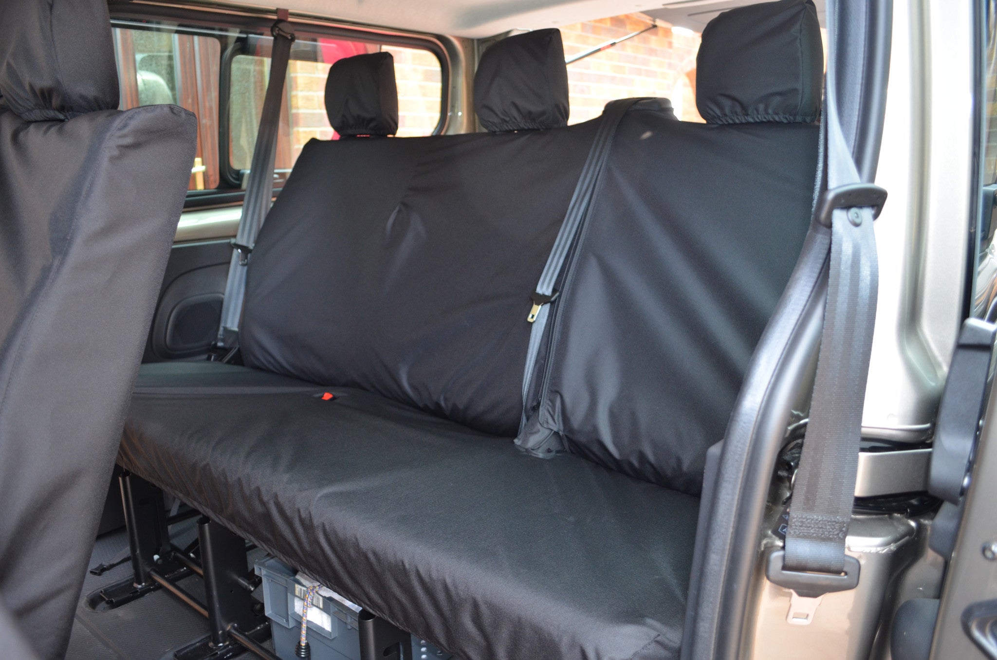 Renault Trafic Passenger 2014 Onwards 9-Seater Minibus Seat Covers Black / 3rd Row Rear Turtle Covers Ltd