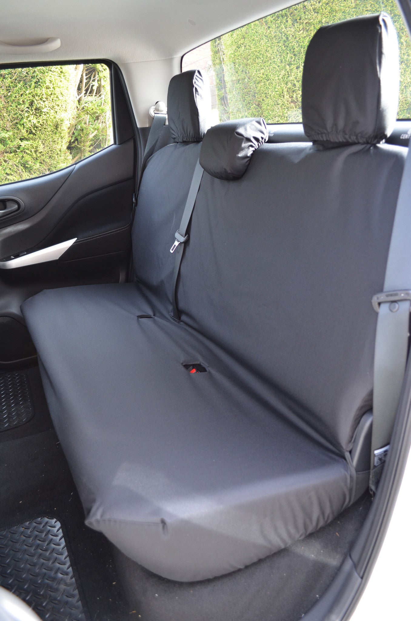 Nissan Navara NP300 Double Cab 2016+ Tailored Waterproof Seat Covers