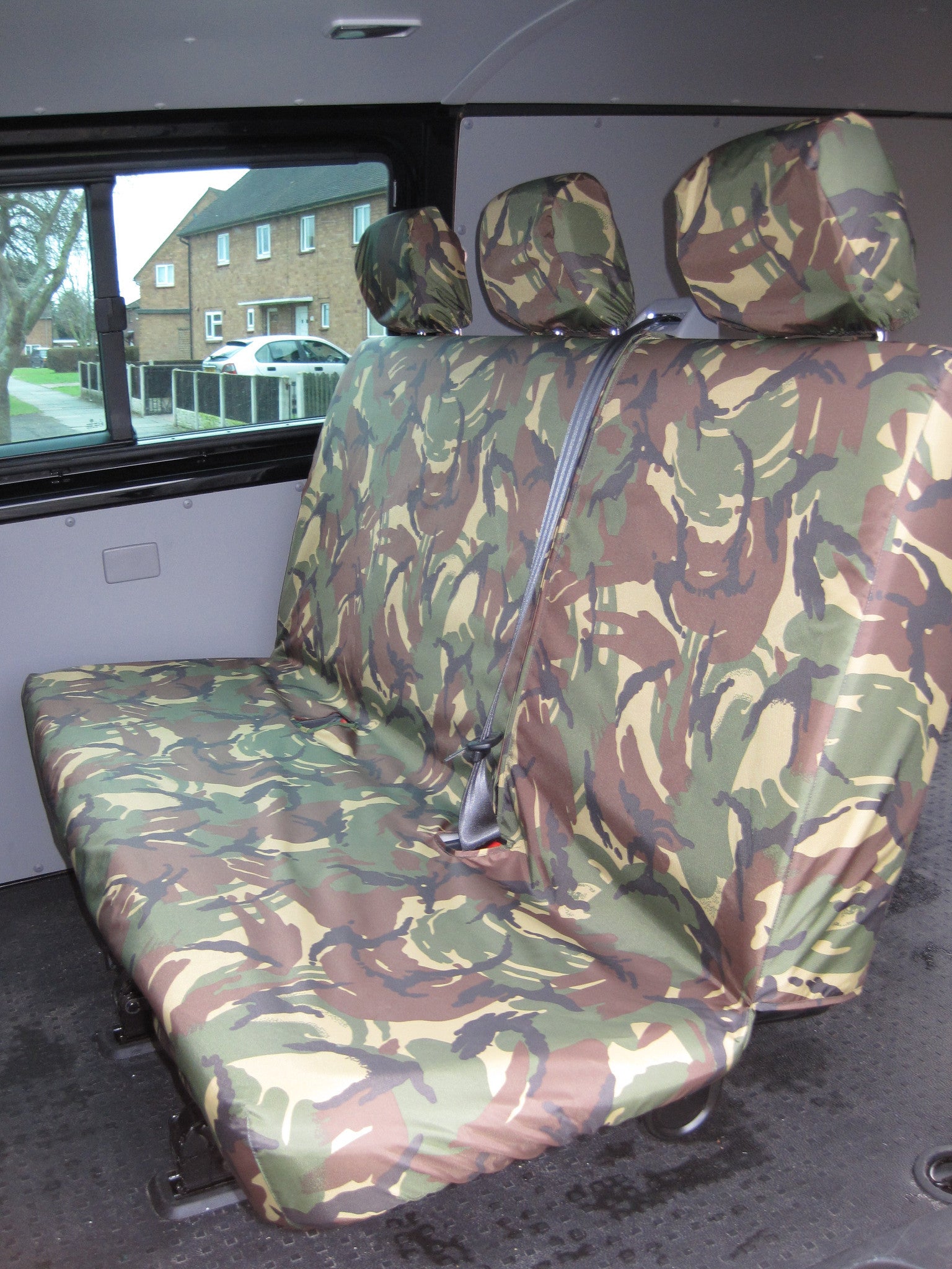 VW Volkswagen Transporter T5 Kombi 2003-2009 Rear Seat Covers One-Piece Triple Bench / Green Camo Turtle Covers Ltd