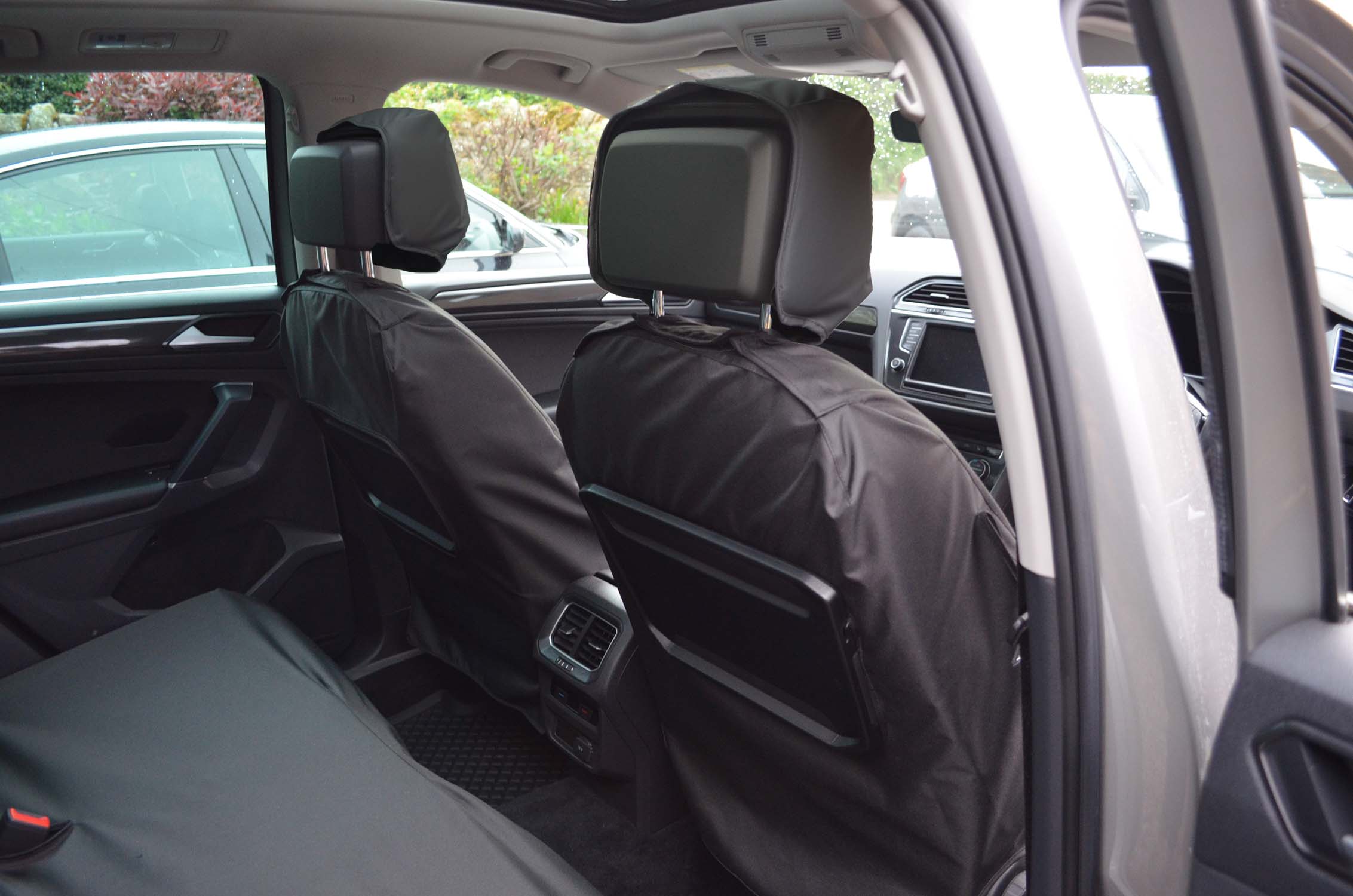 VW Volkswagen Tiguan 2016+ Seat Covers